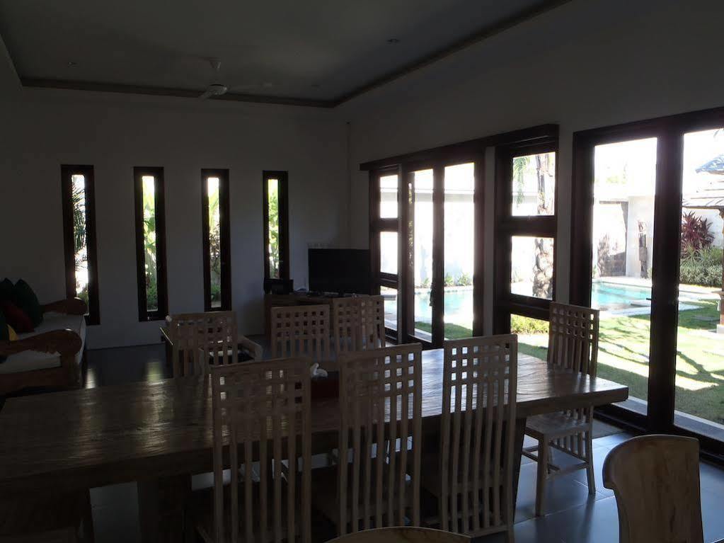 Athena Seminyak (Bali)
